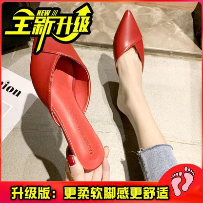 Mules pointues à talon bas cc8