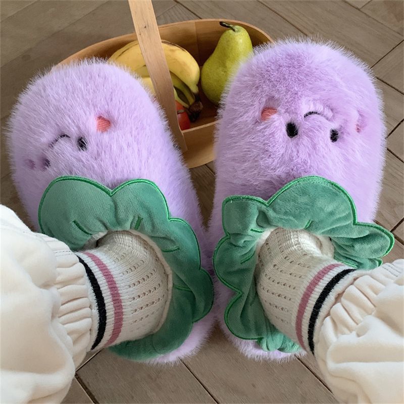 Chaussons chauds en peluche végétale