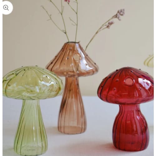 Vase en verre en forme de champignon